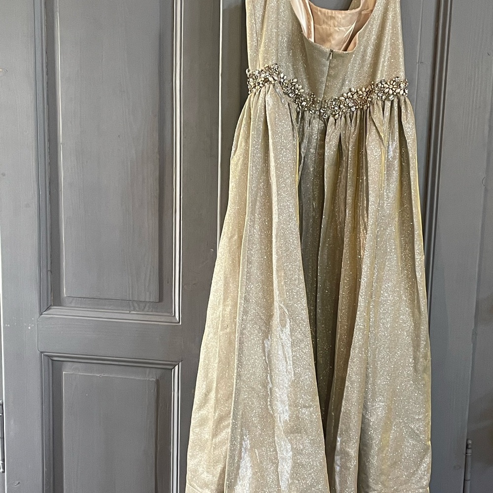 Mac Duggal Cream Sleeveless Cowl Neck Gown